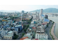Đà Nẵng: Người nghèo nhất thôn mua 12 lô đất nằm sát sân bay quân sự