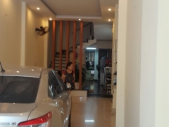 cần bán ngôi nhà mặt đường Nguyễn bình Đang Kinh Doanh coffe