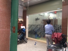 cần bán nhà trong ngách đường Trần Nguyên HÃn